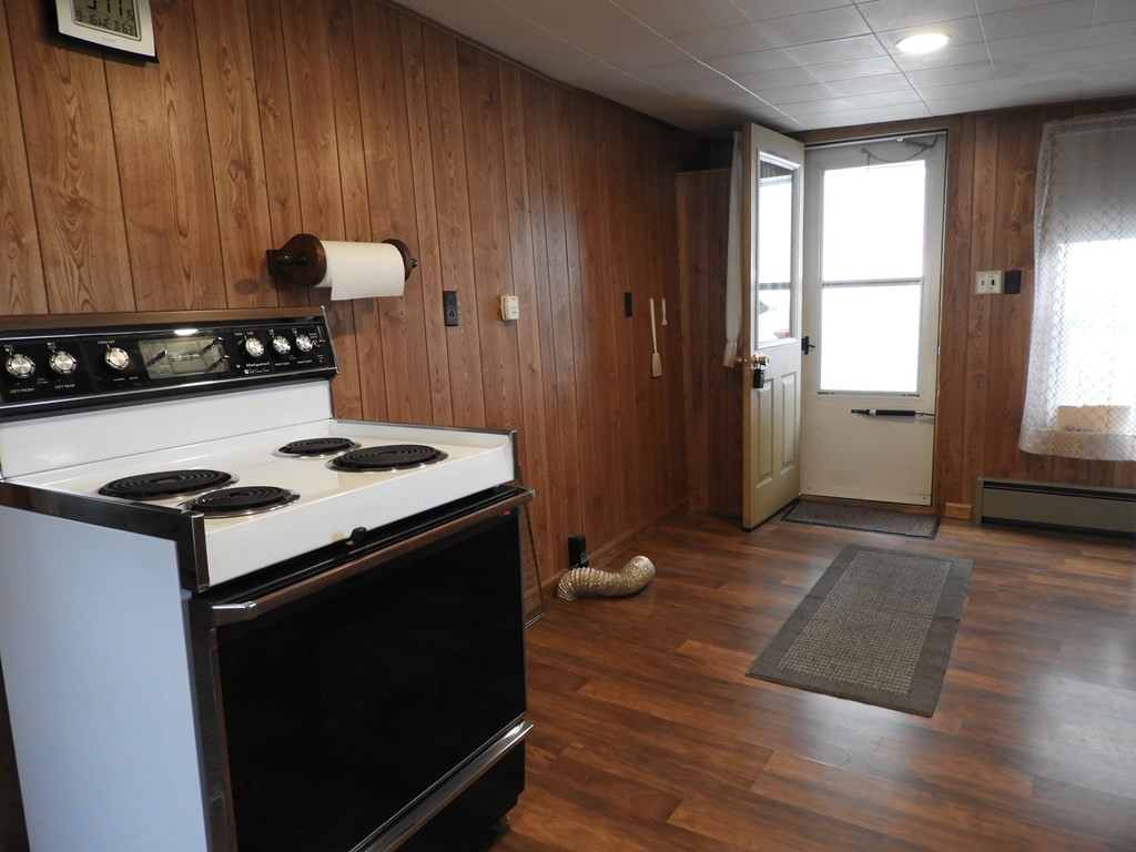 93 Champlain Street Plattsburgh, NY 12901 - Photo 9 of 26 Gallery Image 9