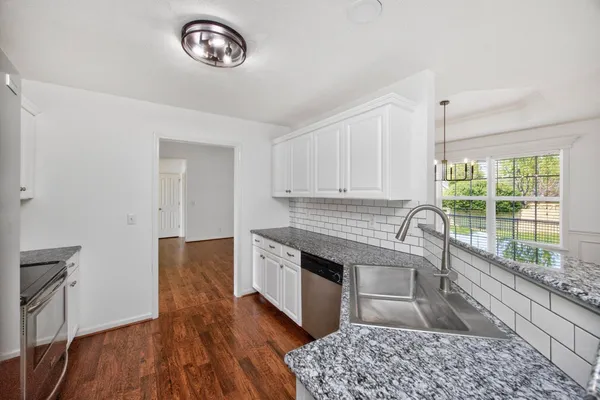 $1,950 | 197 Red Jacket Trace, Murfreesboro, TN 37127