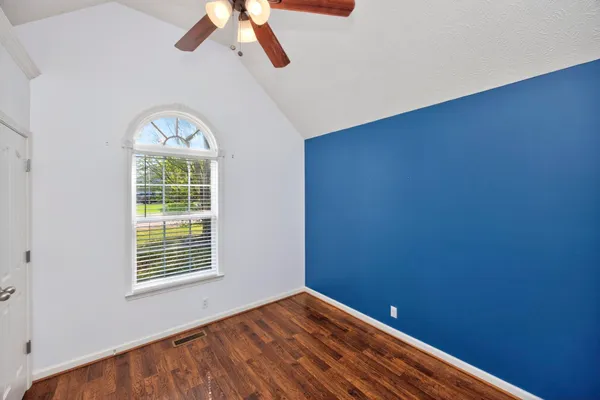 $1,950 | 197 Red Jacket Trace, Murfreesboro, TN 37127