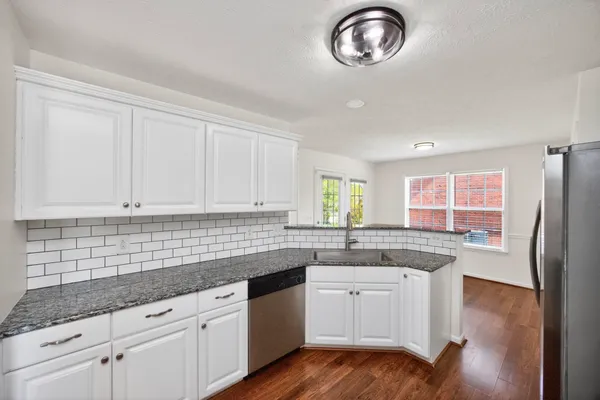 $1,950 | 197 Red Jacket Trace, Murfreesboro, TN 37127