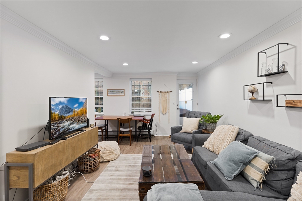 101 West Springfield Street, Unit 1 Boston, MA 02118 - Photo 2 of 20