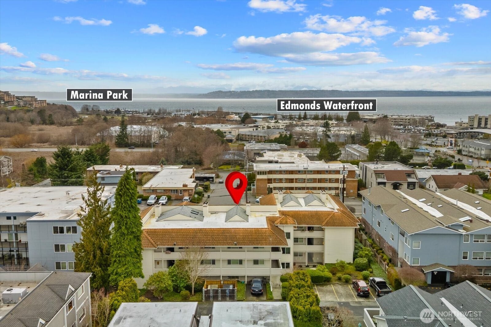 233 3rd Avenue South, Unit 305 Edmonds, WA 98020 - Photo 32 of 34