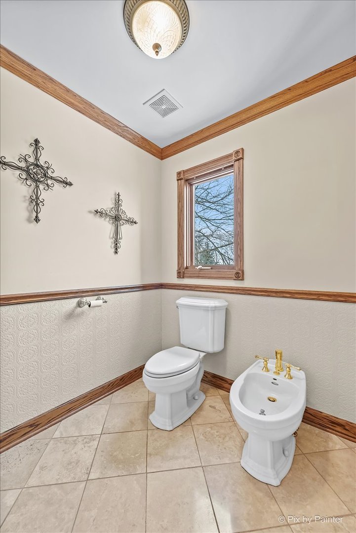10018 Haegers Bend Road Barrington Hills, IL 60102 - Photo 23 of 95