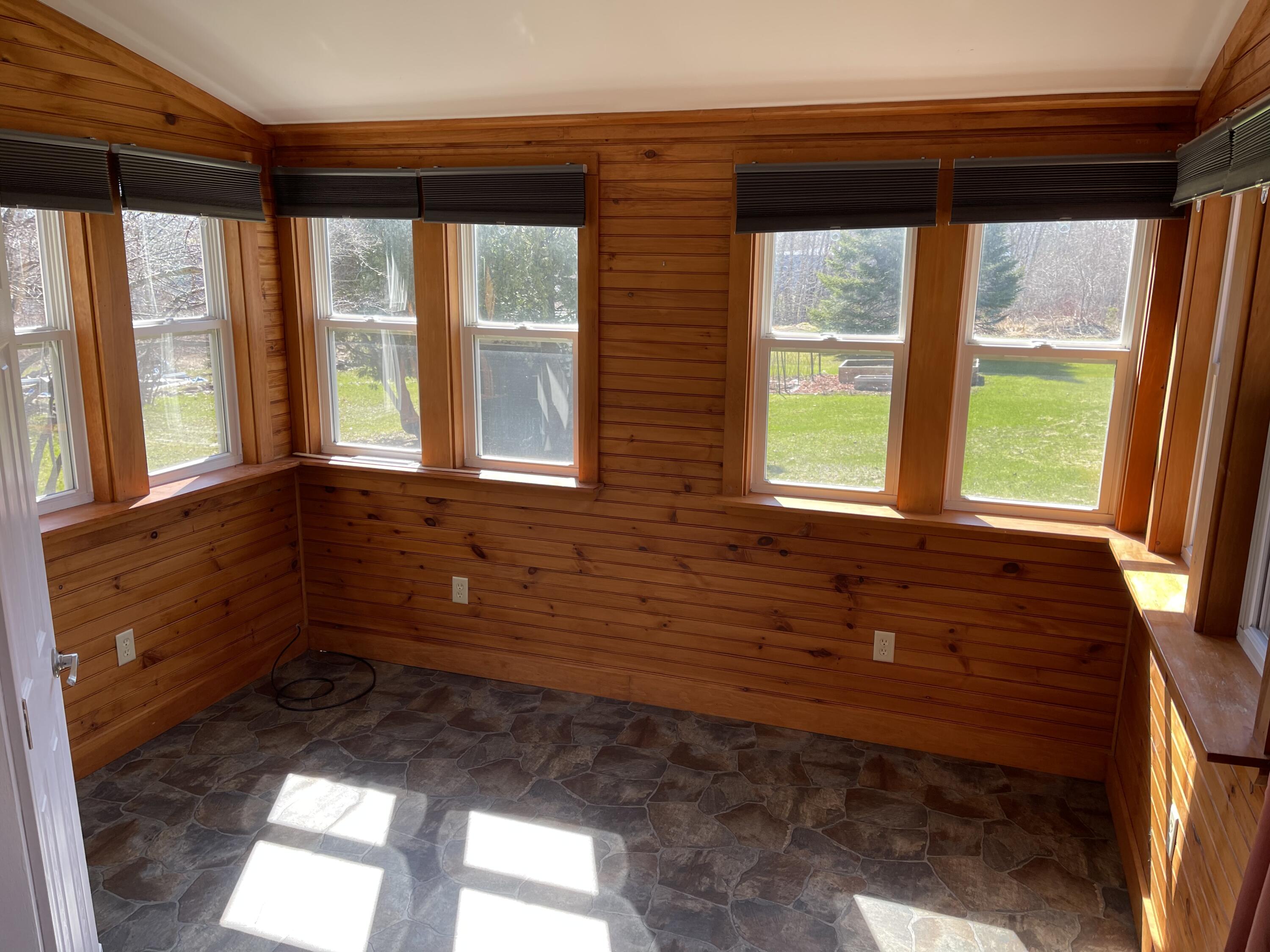 21 Houlton Road Fort Fairfield, ME 04742 - Photo 13 of 34 IMG_4273