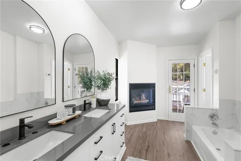 $1,875,000 | 2146 Cowper Street, Cambria, CA 93428