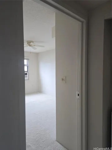 $2,500 | 3009 Ala Makahala Place, Unit 911, Honolulu, HI 96818