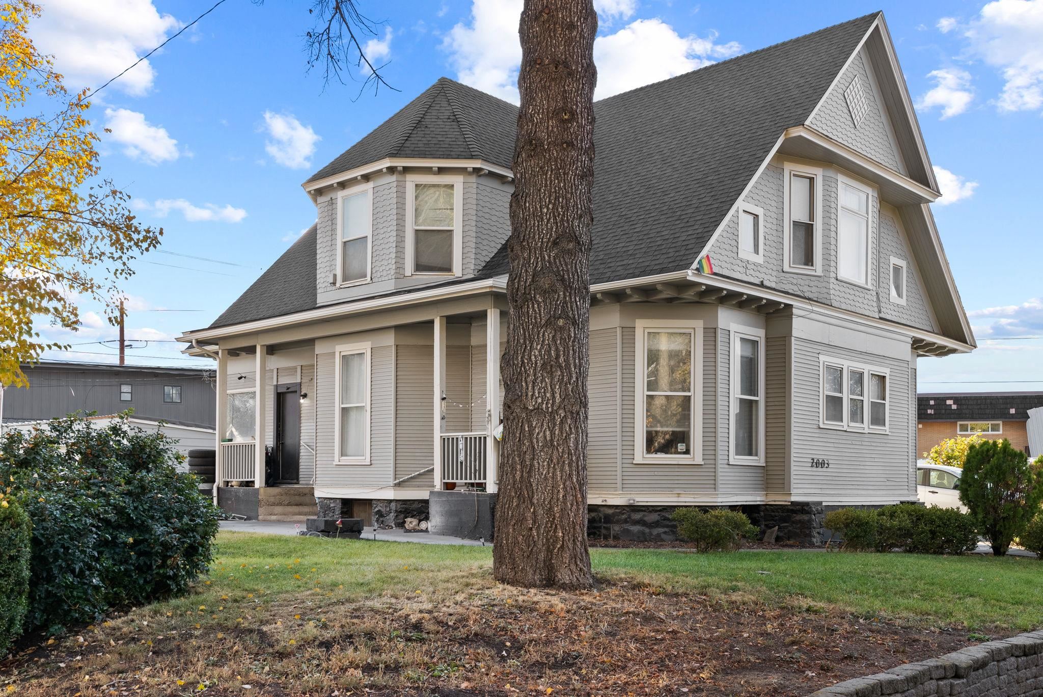 2003 West Tenth Avenue Spokane, WA 99204 - Photo 3 of 18