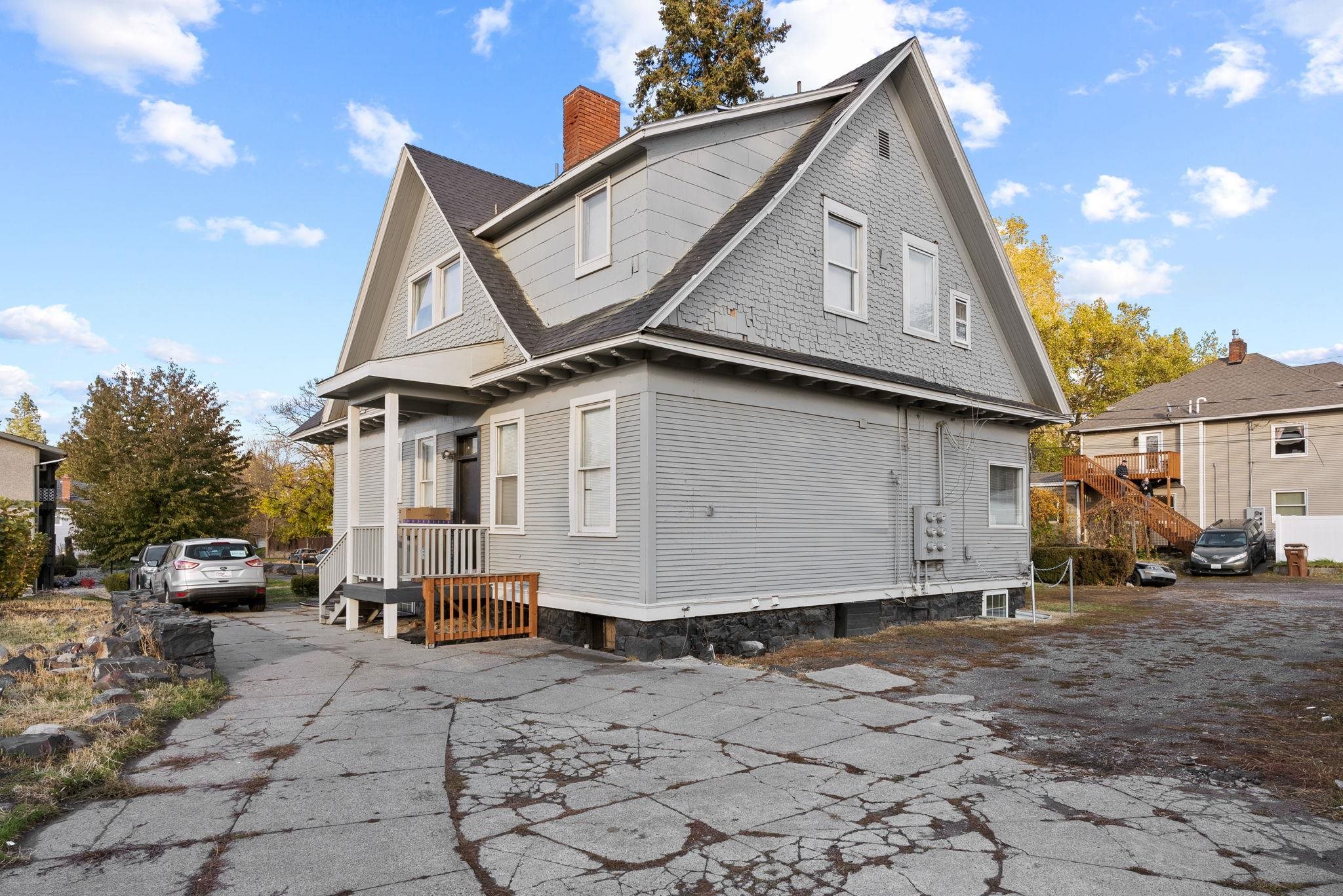 2003 West Tenth Avenue Spokane, WA 99204 - Photo 5 of 18