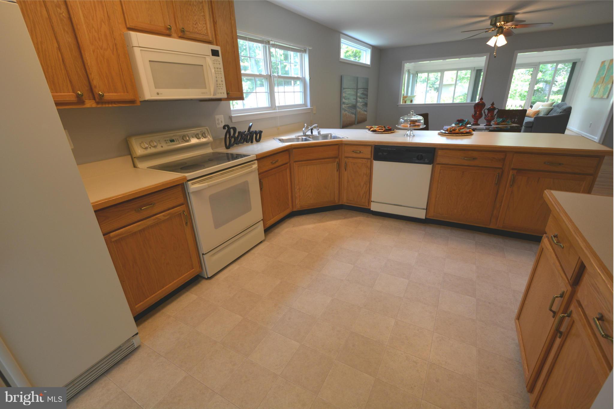 119 Addison Court Chester, MD 21619 - Photo 16 of 30 Kitchen