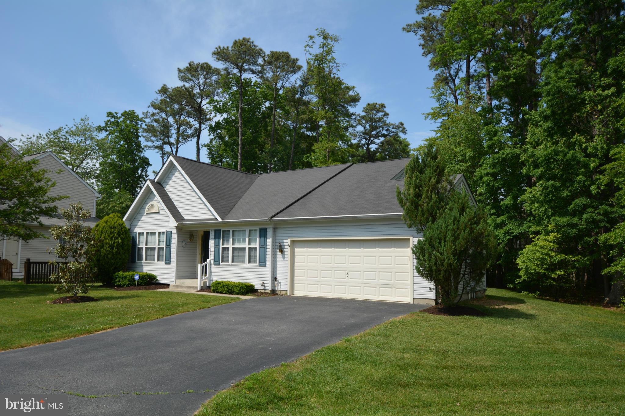 Exterior (Front)