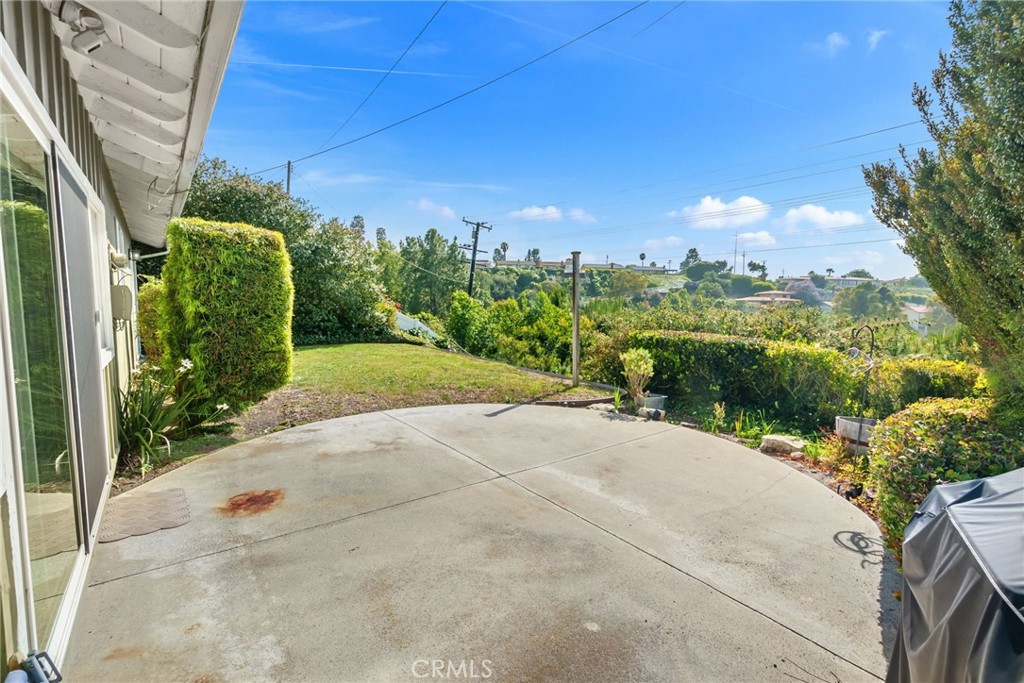 27045 Springcreek Road Rancho Palos Verdes, CA 90275 - Photo 33 of 41