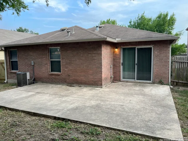 $1,475 | 11039 Andover Peak, San Antonio, TX 78254