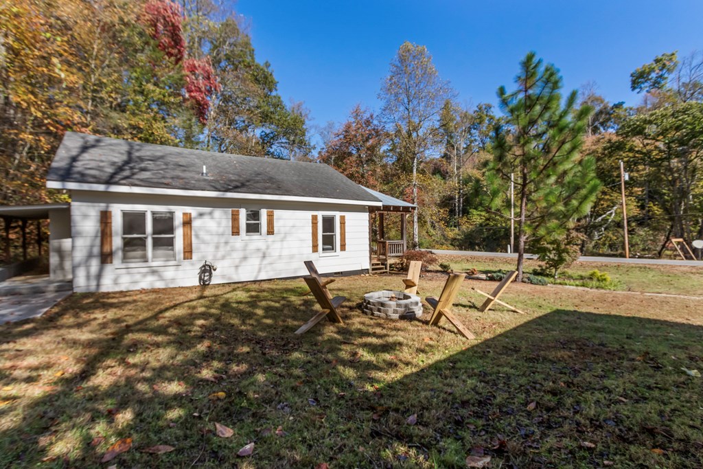 3391 Candy Mountain Road Murphy, NC 28906 - Photo 40 of 59 a view of a house with backyard and sitting area
