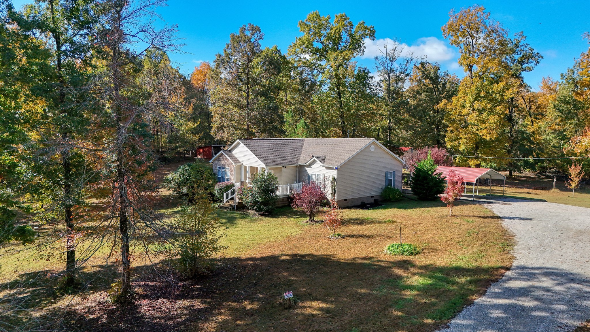 555 Brandon Road Huntingdon, TN 38344 - Photo 8 of 42 a view of a house with a yard
