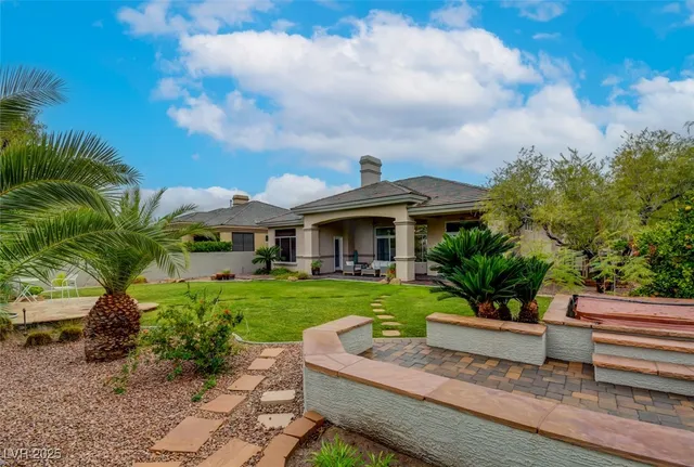 $4,500 | 304 Mesa Rim Court, Las Vegas, NV 89144