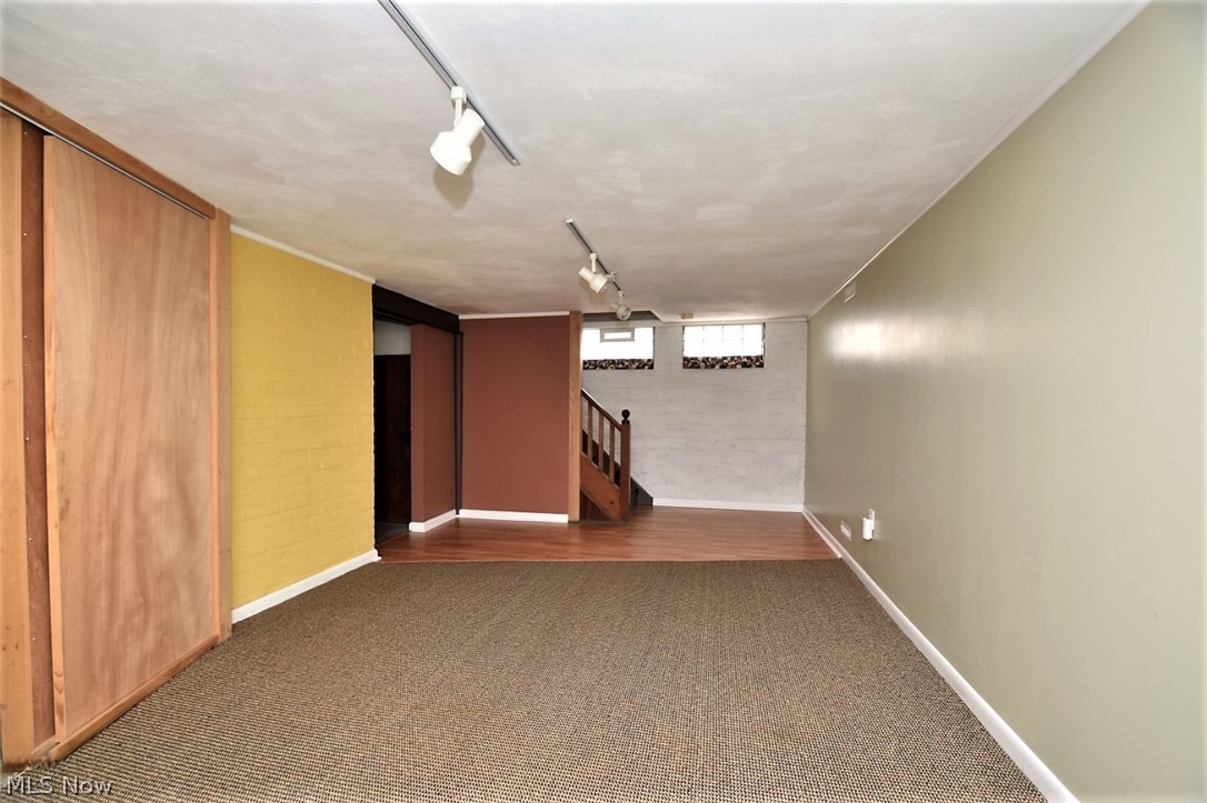 1175 Haselton Road Cleveland Heights, OH 44121 - Photo 21 of 28