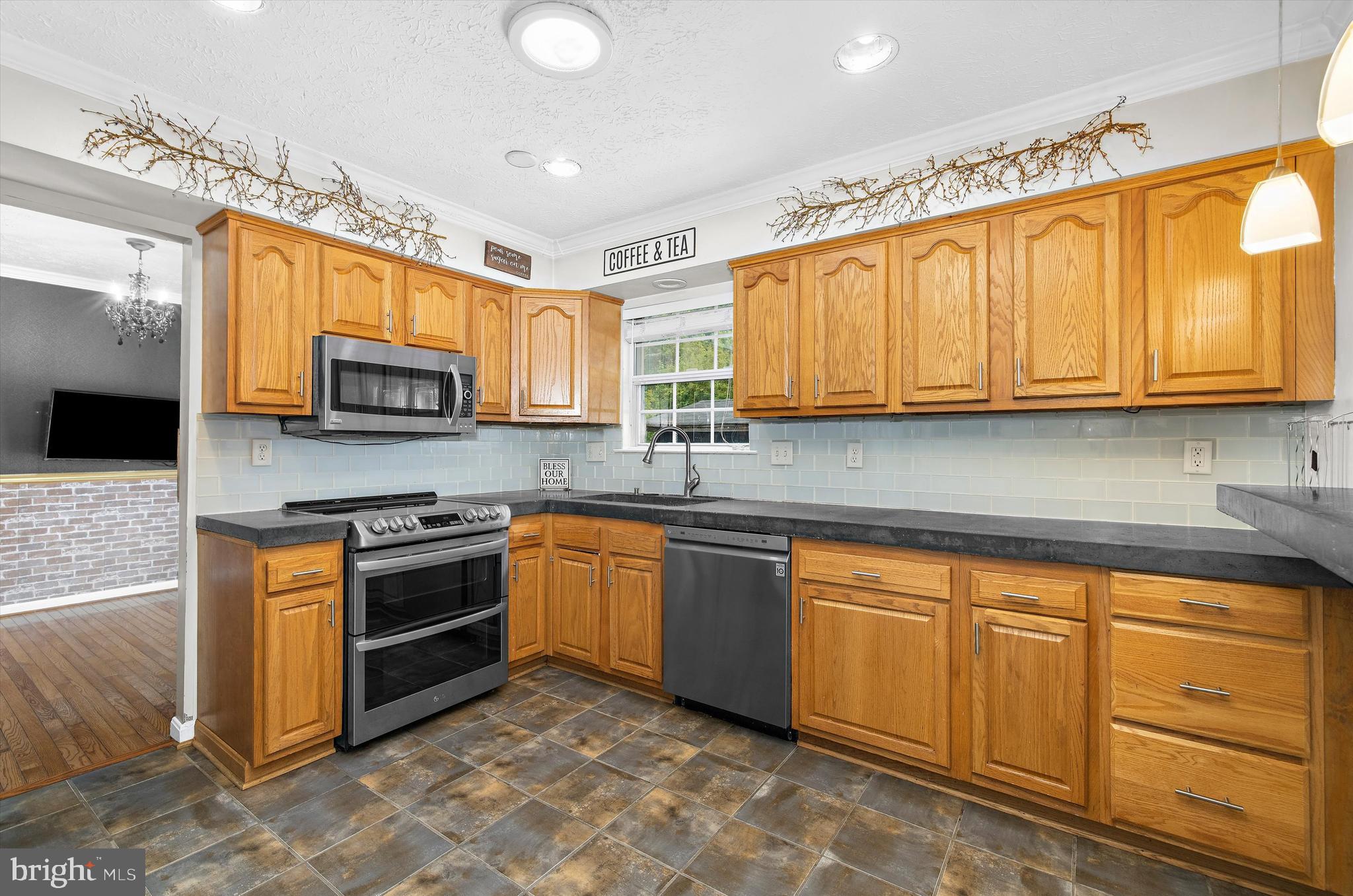1718 Severn Road Severn, MD 21144 - Photo 16 of 69 Gallery Image 16