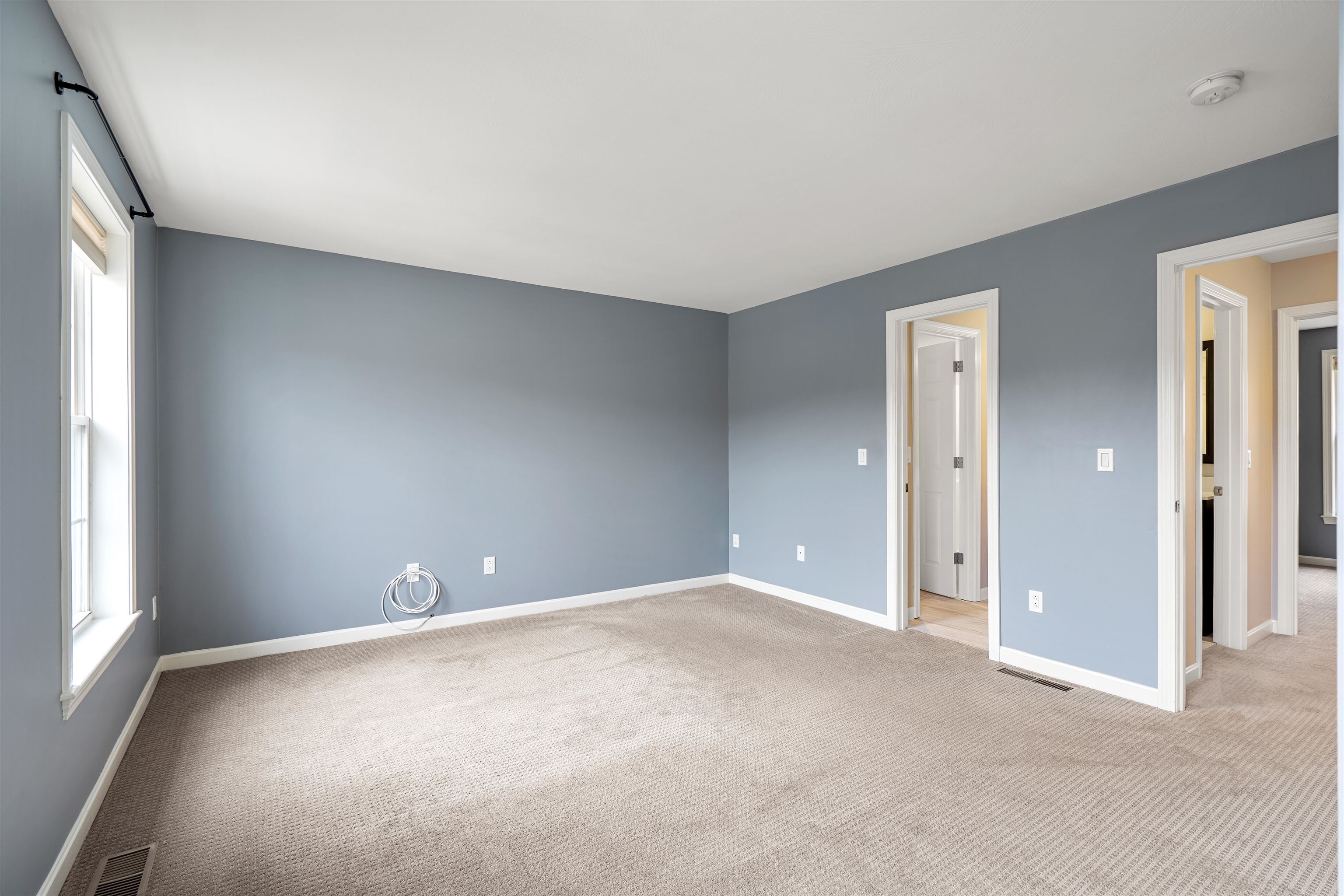 53 Wellington Hill Road Manchester, NH 03104 - Photo 21 of 35 Gallery Image 21
