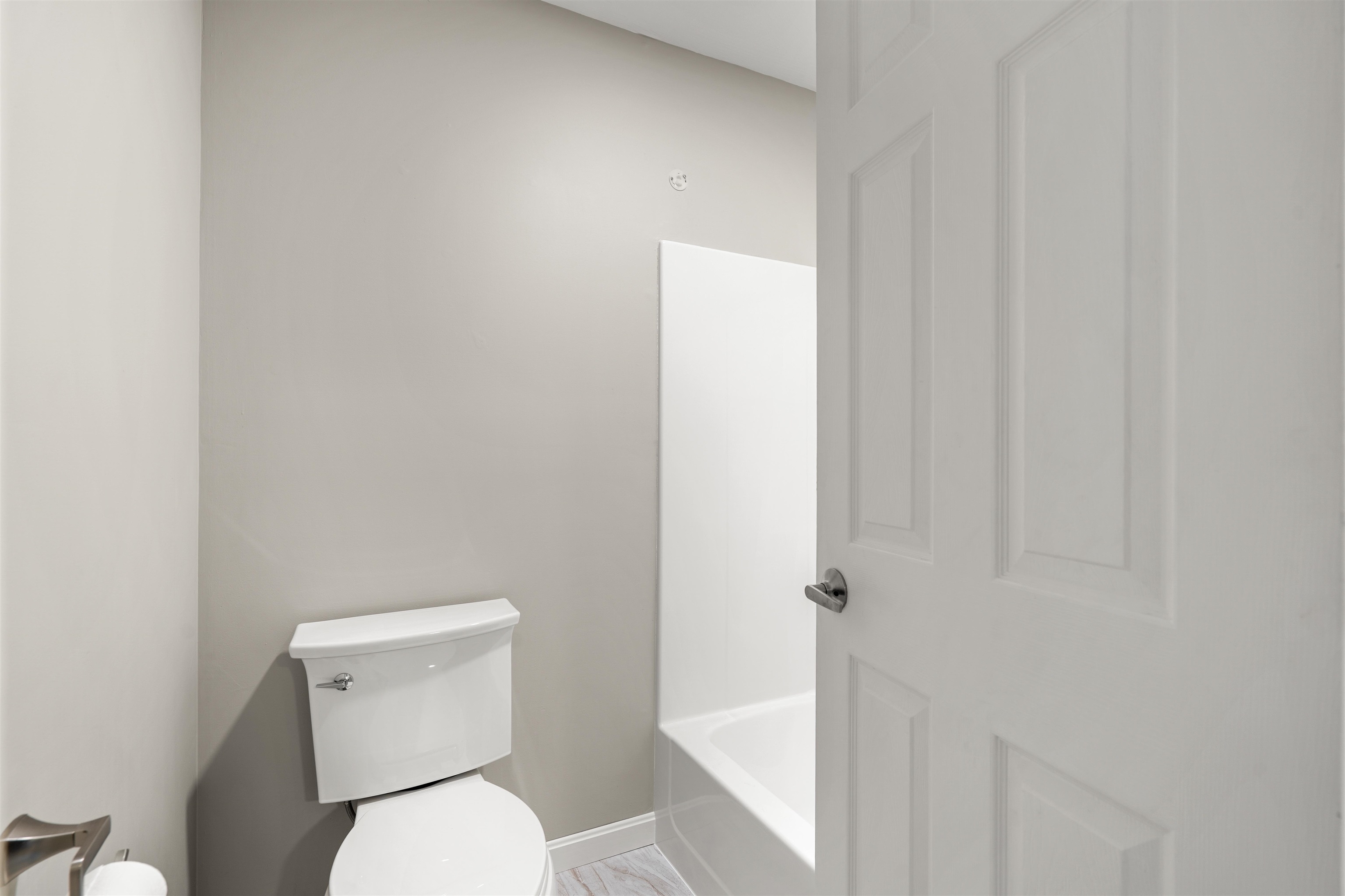 53 Wellington Hill Road Manchester, NH 03104 - Photo 22 of 35 Gallery Image 22