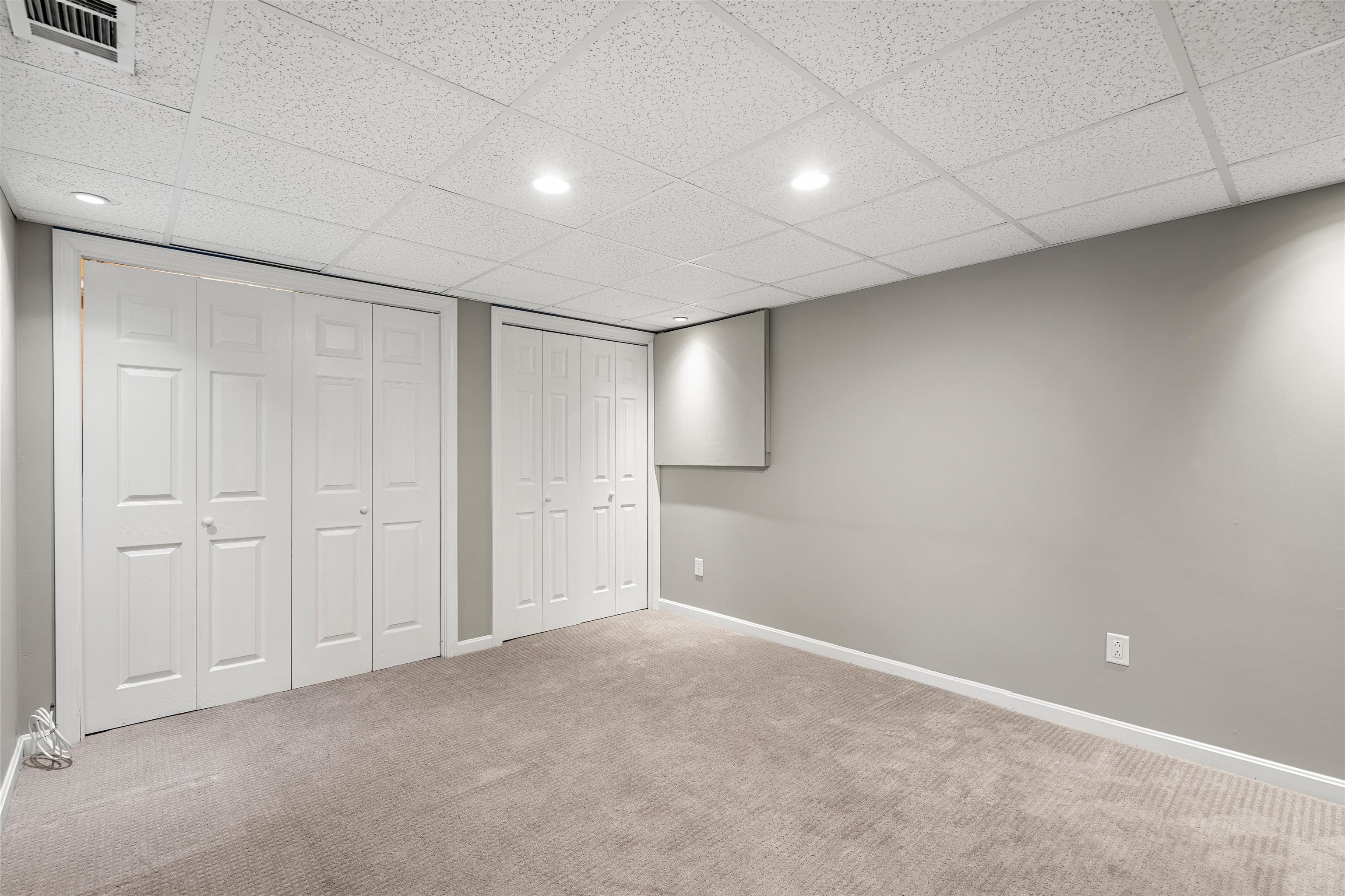 53 Wellington Hill Road Manchester, NH 03104 - Photo 26 of 35 Gallery Image 26