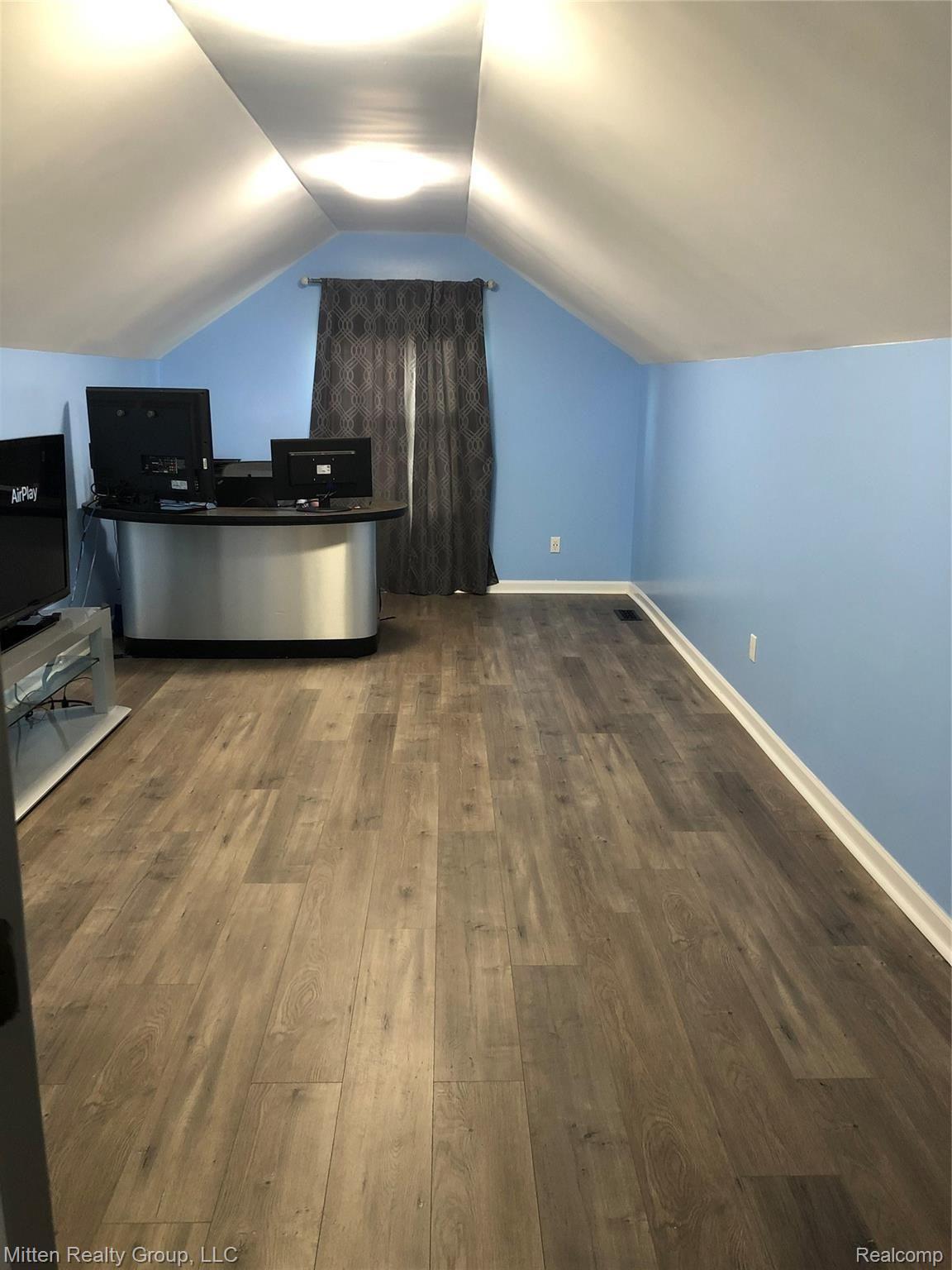 3922 Red Root Road Lake Orion, MI 48360 - Photo 6 of 25 File_006.jpeg