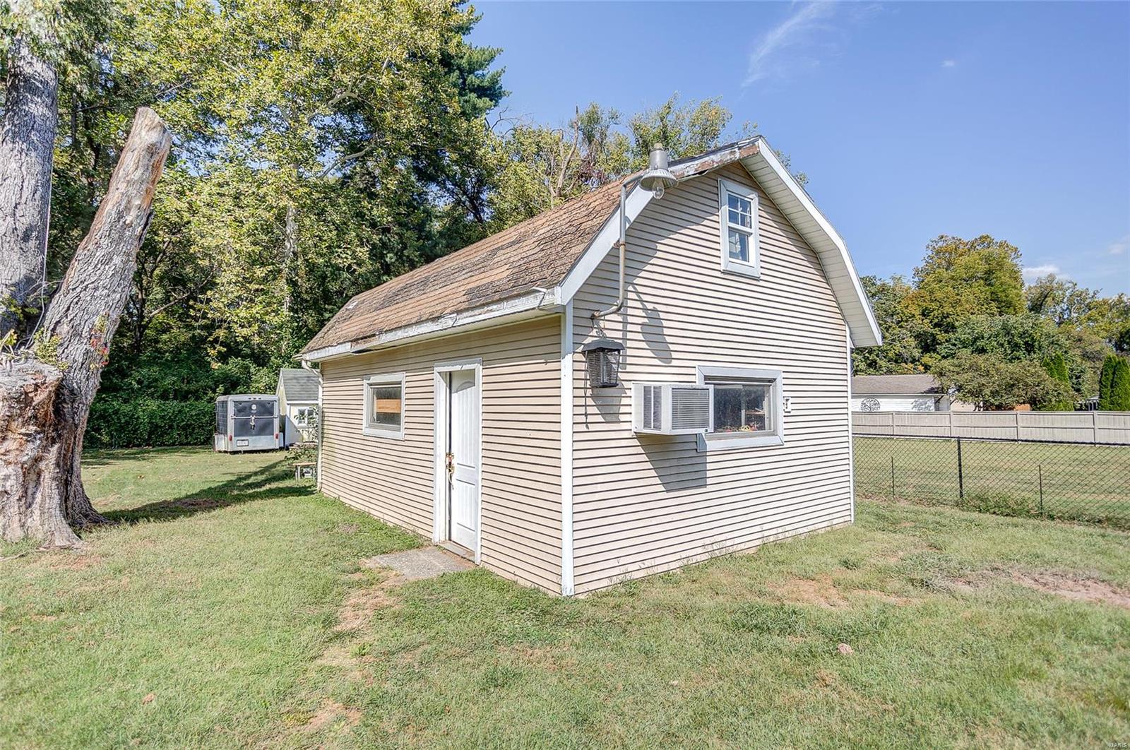 3204 Mission Road Alton, IL 62002 - Photo 28 of 36 Gallery Image 28