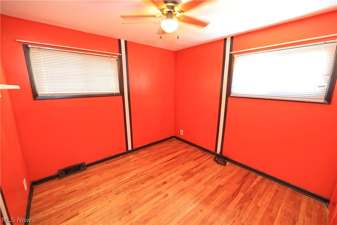 31679 Densmore Road Willowick, OH 44095 - Photo 13 of 24
