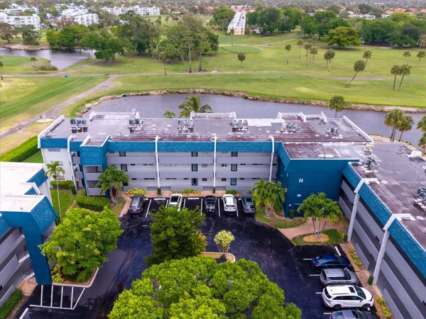 $135,000 | 7807 Golf Cir Drive, Unit 109, Margate, FL 33063