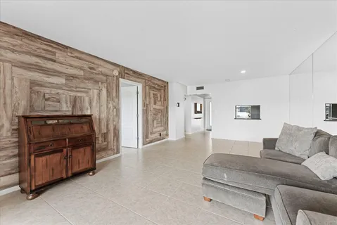 $135,000 | 7807 Golf Cir Drive, Unit 109, Margate, FL 33063