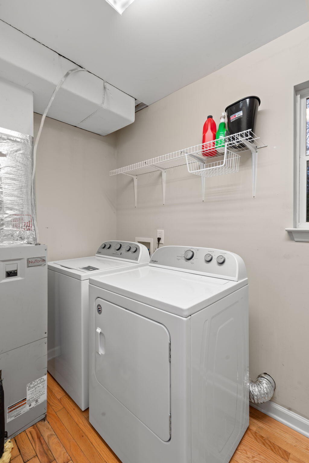439 Town Creek Road Benton, TN 37307 - Photo 26 of 30 a utility room with dryer and washer