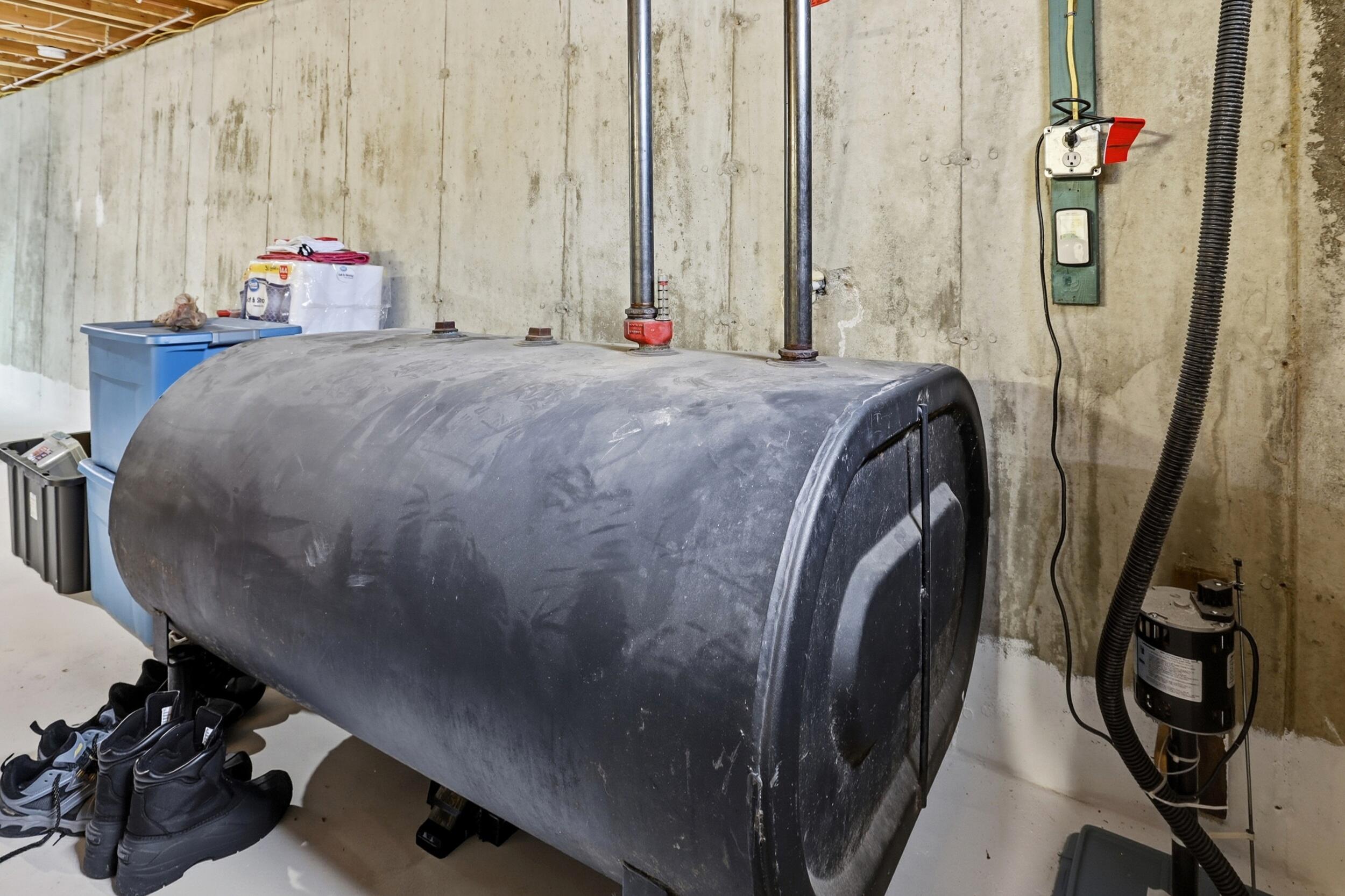 378 School Street Berwick, ME 03901 - Photo 41 of 58 Oil Tank