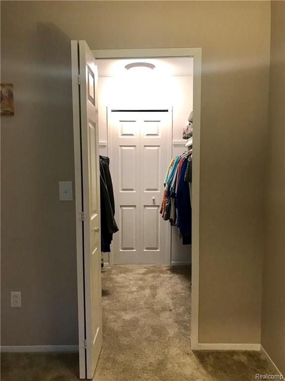 29840 West Twelve Mile Road, Unit 403 Farmington, MI 48334 - Photo 8 of 16