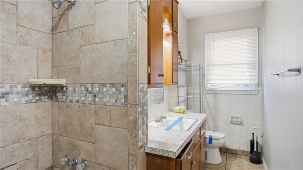 $273,500 | 6305 Ralston Avenue, Raytown, MO 64133