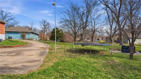 $273,500 | 6305 Ralston Avenue, Raytown, MO 64133