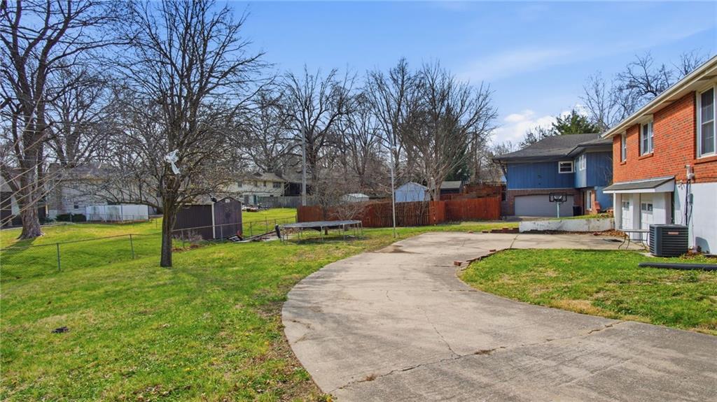 6305 Ralston Avenue Raytown, MO 64133 - Photo 32 of 40
