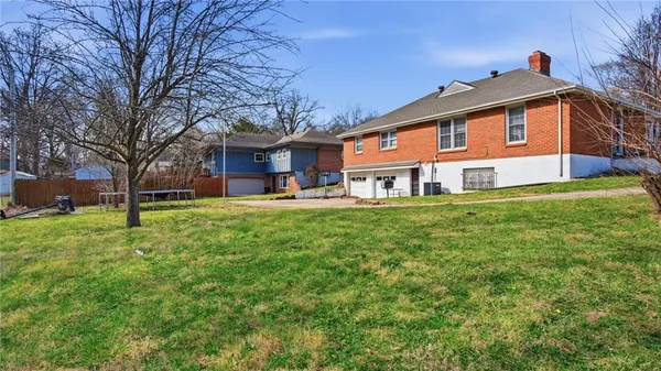 $273,500 | 6305 Ralston Avenue, Raytown, MO 64133