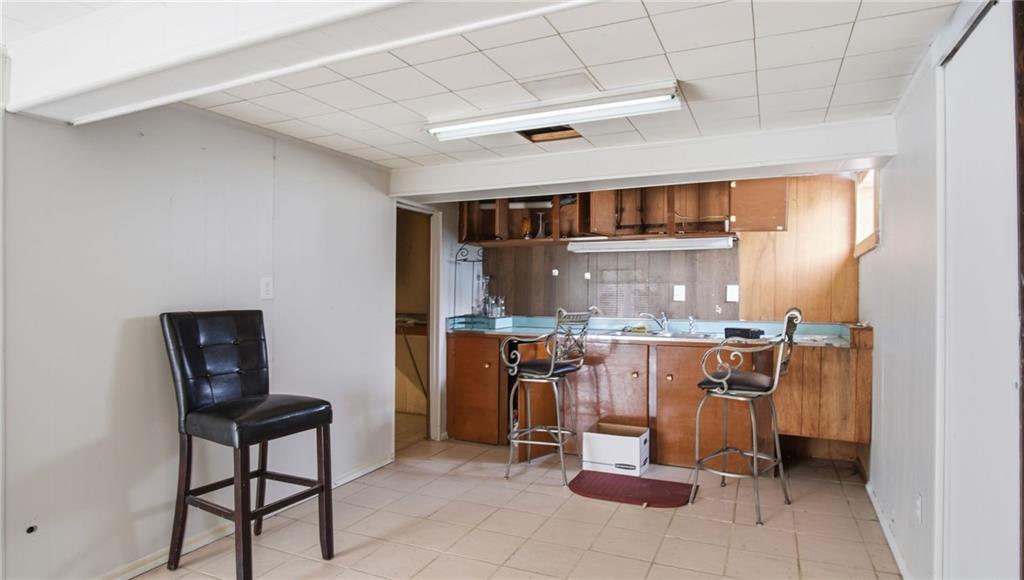 6305 Ralston Avenue Raytown, MO 64133 - Photo 6 of 40