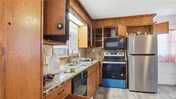 $273,500 | 6305 Ralston Avenue, Raytown, MO 64133