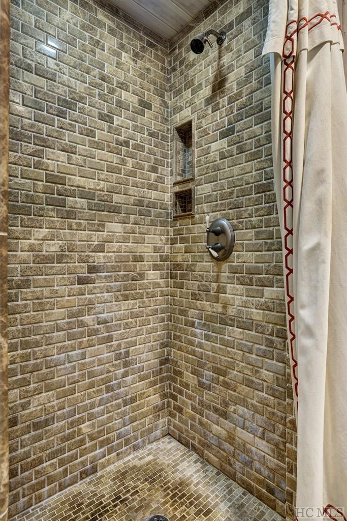 144 Picklesimer Road Highlands, NC 28741 - Photo 17 of 23 Gallery Image 17