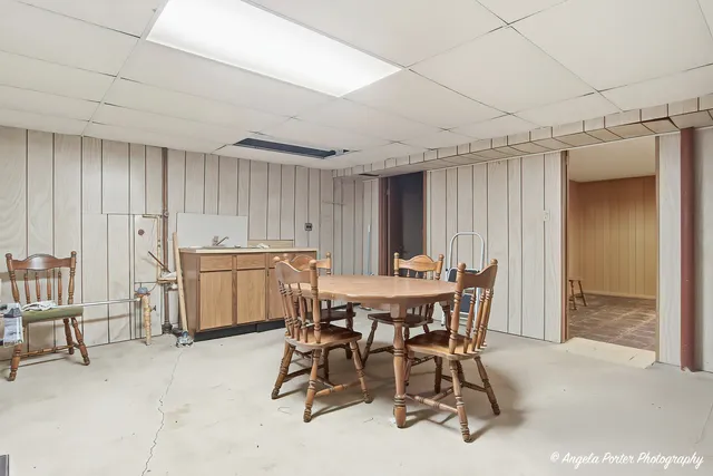 $249,900 | 2015 North Jackson Street, Waukegan, IL 60087