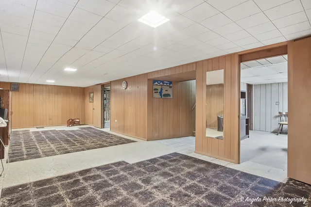 $249,900 | 2015 North Jackson Street, Waukegan, IL 60087