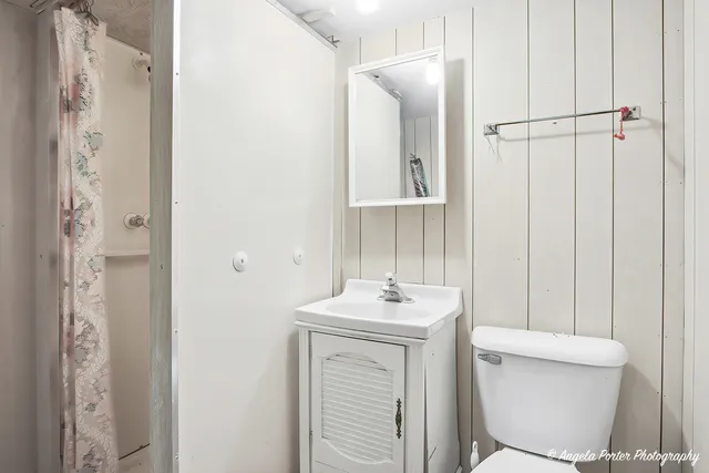 $249,900 | 2015 North Jackson Street, Waukegan, IL 60087