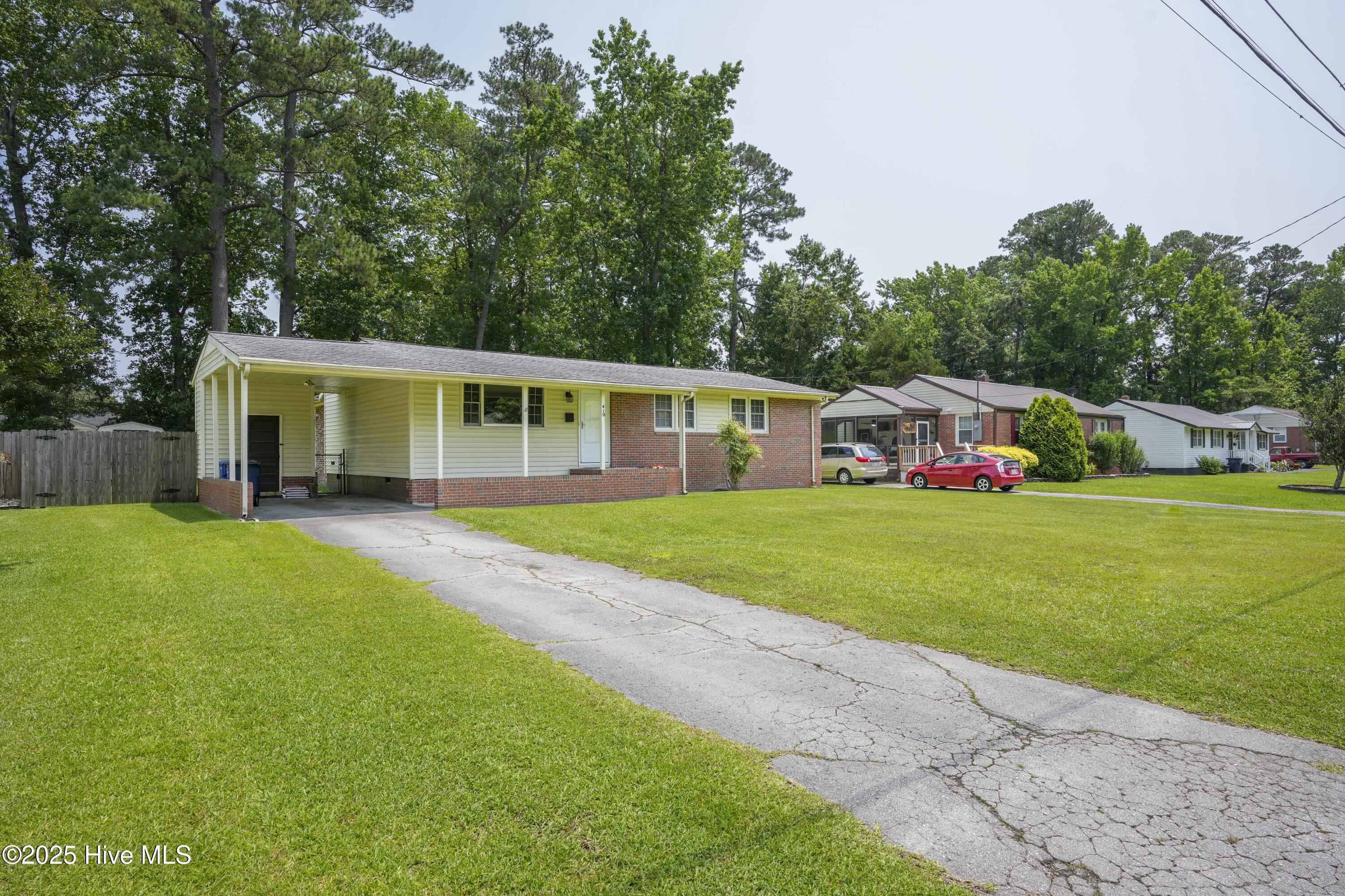 410 Cheyenne Road Jacksonville, NC 28540 - Photo 5 of 35 410 Cheyenne Rd - Exterior - Edited_9