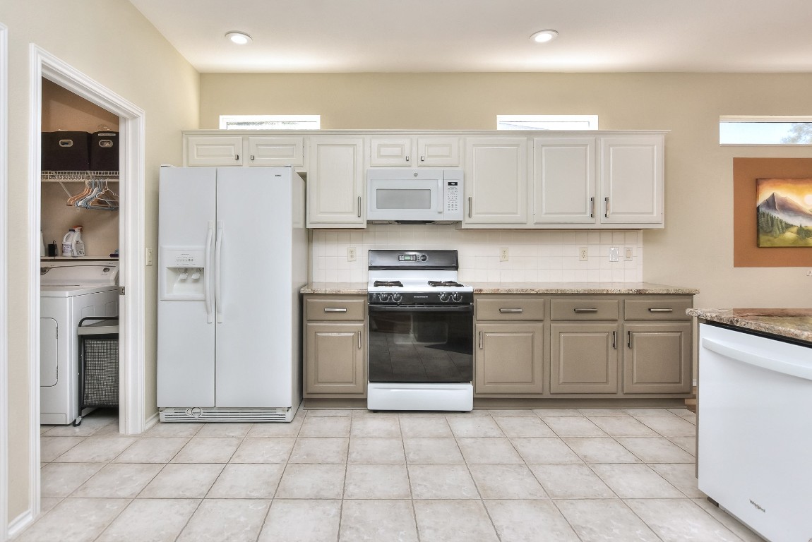 116 Dandelion Drive Georgetown, TX 78633 - Photo 14 of 31