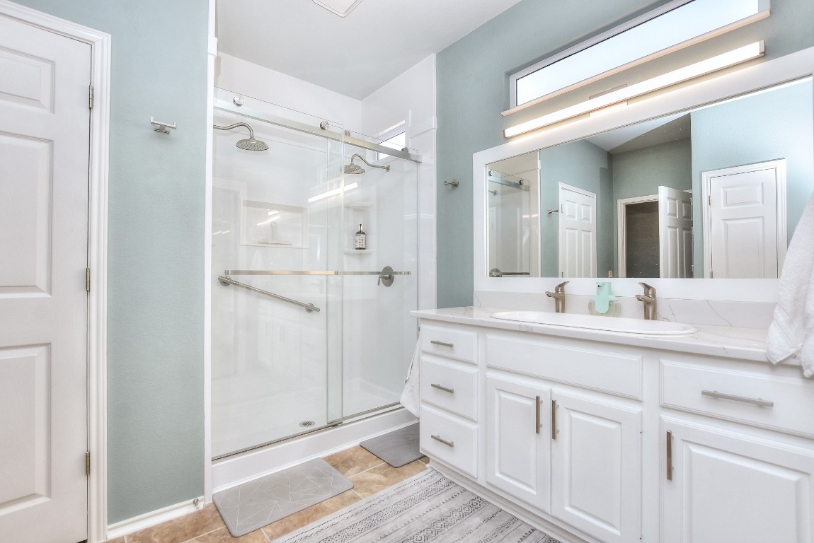 116 Dandelion Drive Georgetown, TX 78633 - Photo 21 of 31 Updated primary bath with quartz countertop