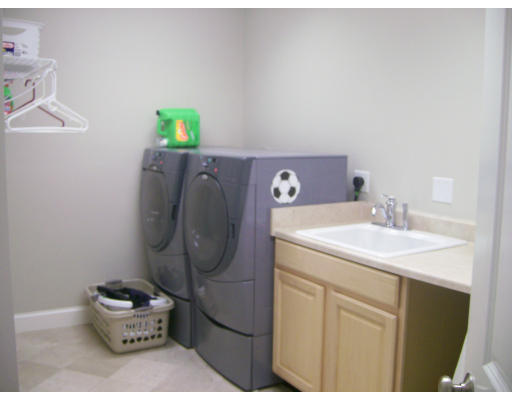 19 Clearing Farm Road Kingston, MA 02364 - Photo 6 of 9 Gallery Image 6