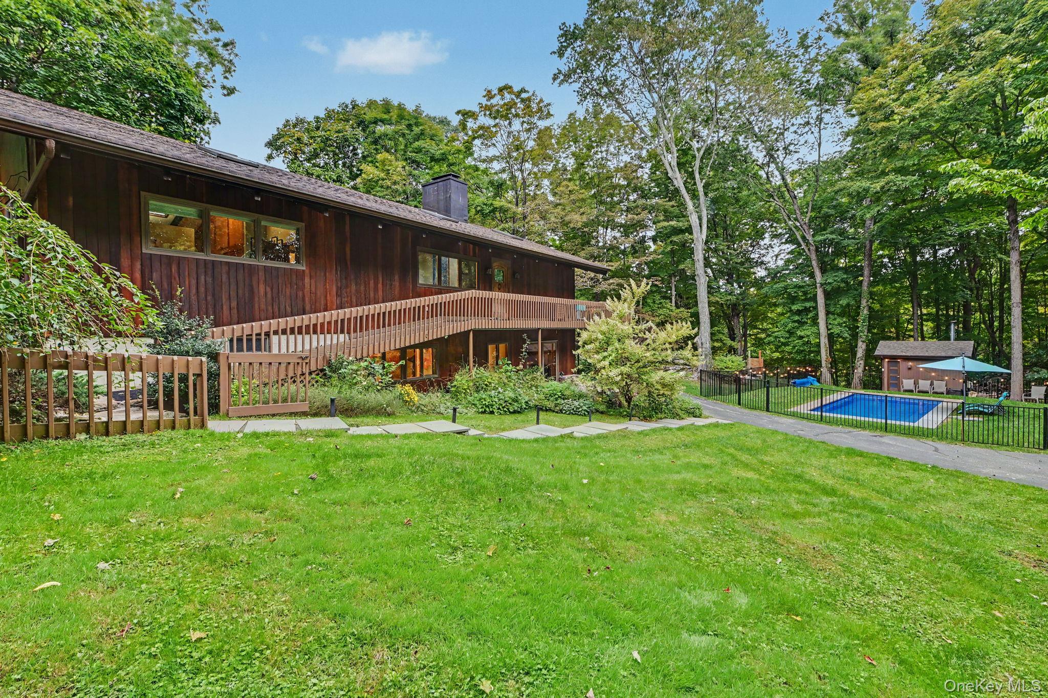 380 Long Ridge Road Pound Ridge, NY 10576 - Photo 2 of 46 Gallery Image 2