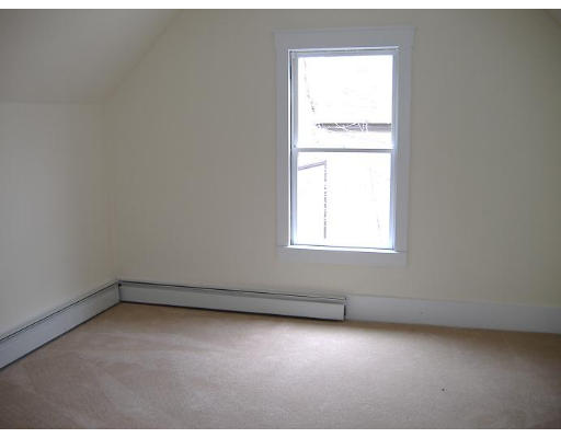 15 Stockholm Street Worcester, MA 01607 - Photo 5 of 8 Gallery Image 5