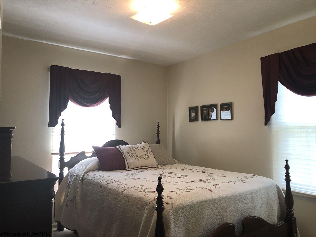 1361 Overhill Road Fairmont, WV 26554 - Photo 9 of 20 Gallery Image 9