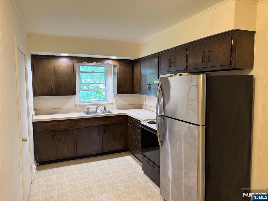 194 Krone Place, Unit 1 Hackensack, NJ 07601 - Photo 2 of 6